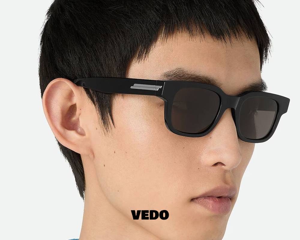 Bottega Veneta BV1411S Sculptural Square Sunglasses black