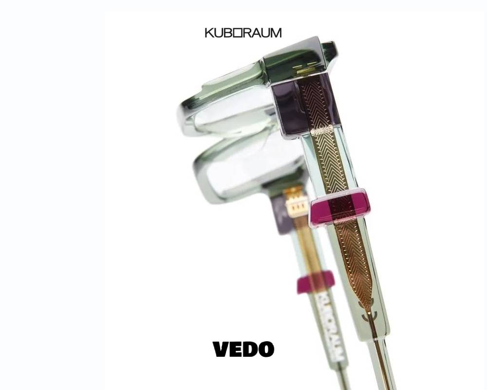 Kuboraum I03 Squared Eyeglasses vedosunglasses.com green 