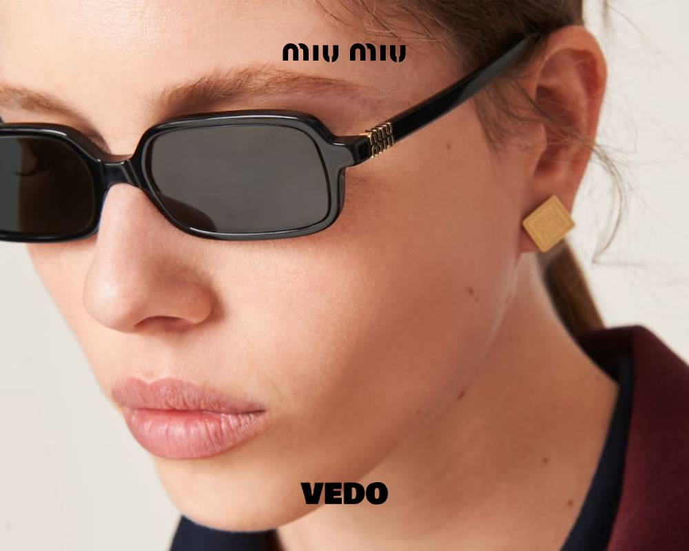 MIU MIU 11ZS – Small Rectangular Sunglasses black vedosunglasses